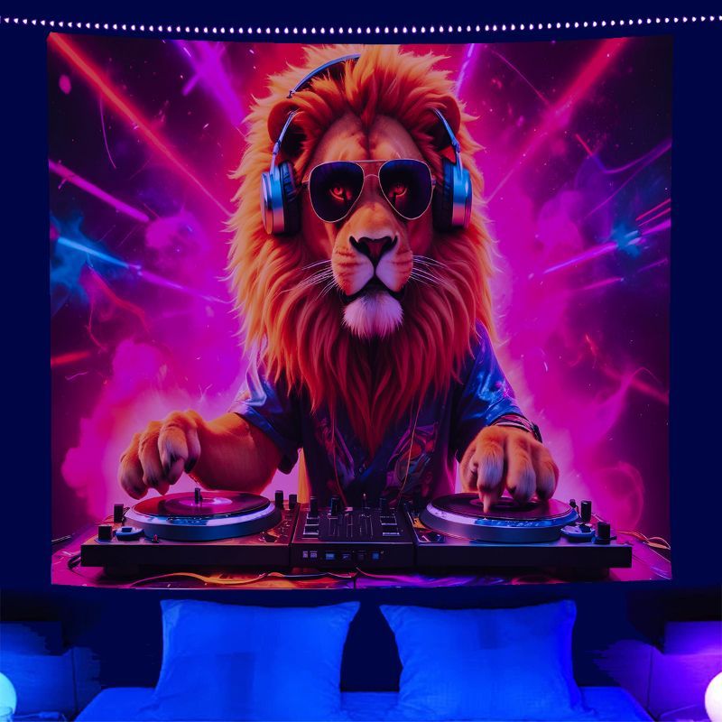 VIKAMA Psychedelic DJ Robot Ta - Esports Gaming Bar review and price